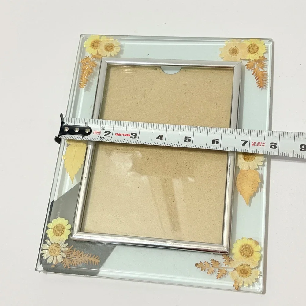 Pressed Flower Glass Photo Frame Yellow Daisy Fern Botanical 4x6 Tabletop Silver - Picture 12 of 16